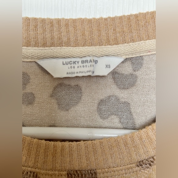 Lucky Brand leopard print long sleeve top XS - Picture 3 of 3